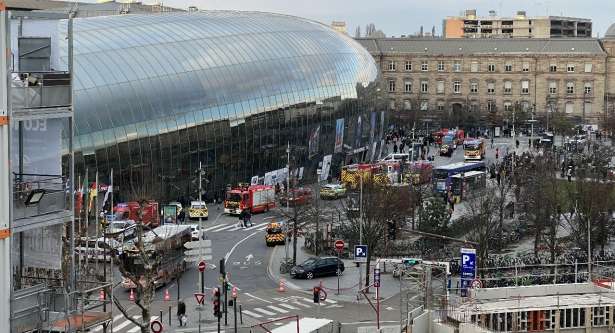 Strasbourg : இரண்டு ட்ராம்கள் ஒன்றுடன் ஒன்றுடன் மோதி கோர விபத்து.. ஐம்பது பேர் வரை காயம்!